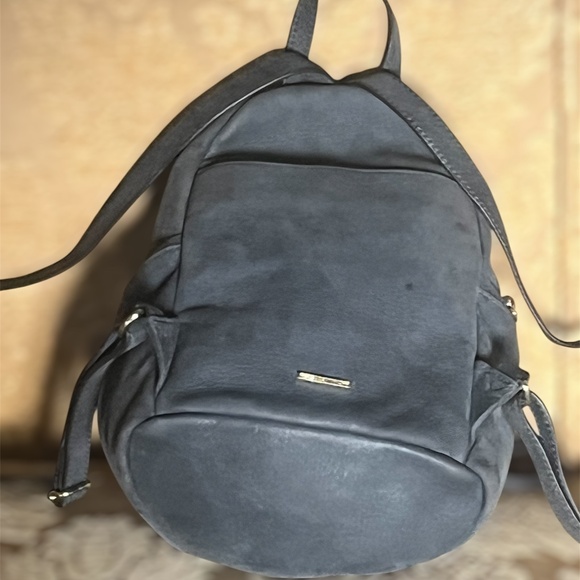 Rebecca Minkoff Julian Backpack – Dove Grey Suede + Gold Hardware  *Rare & Mint* - Picture 9 of 11
